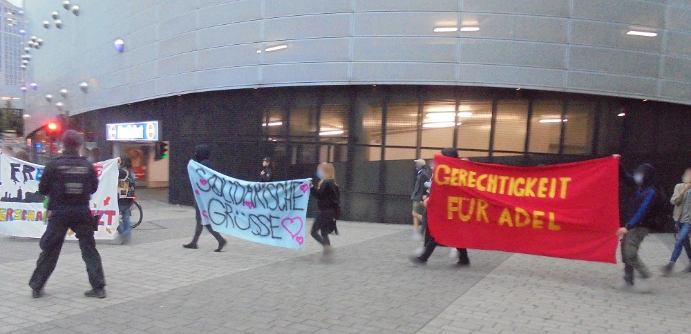 Antirassistisches Zentrum Demo