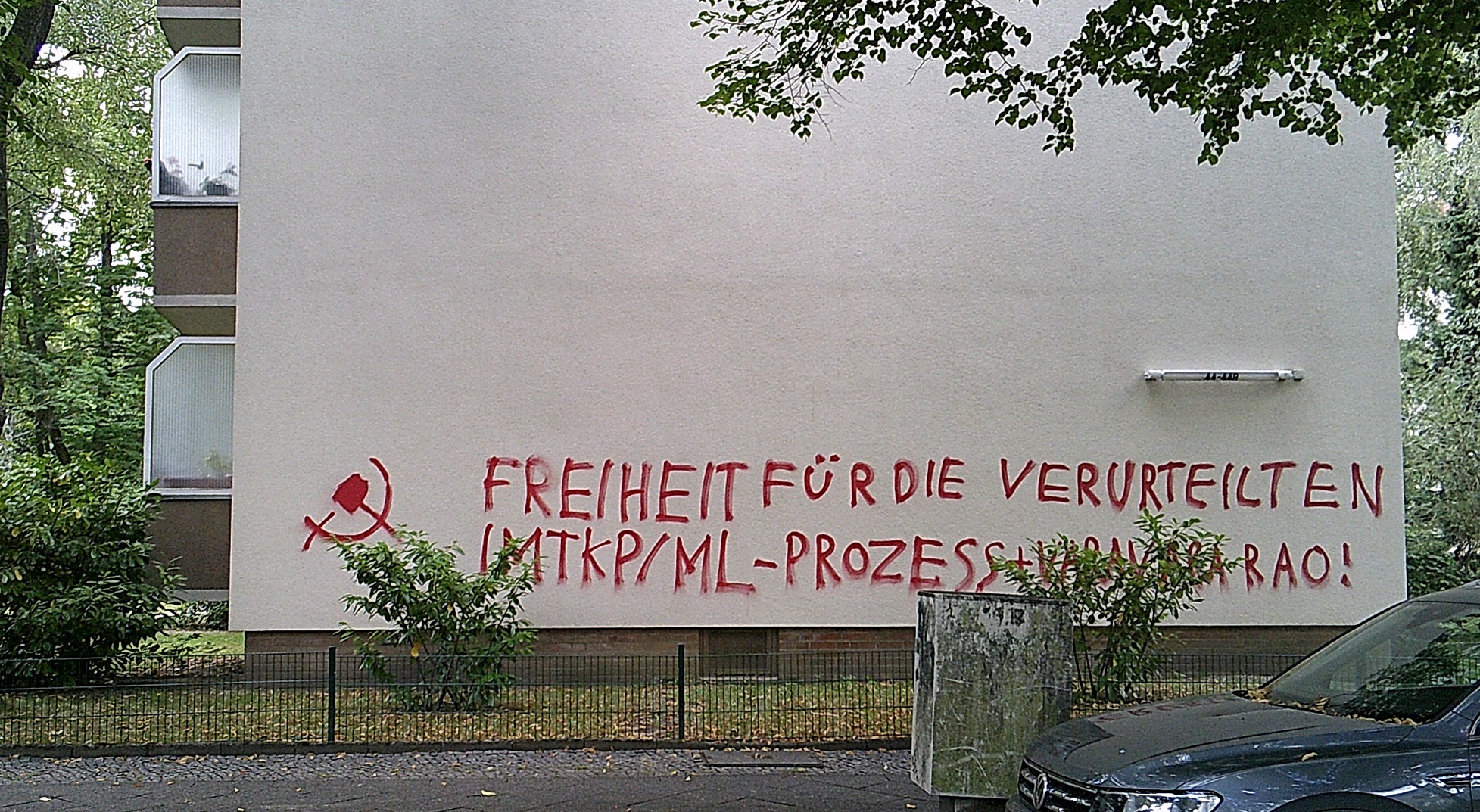 Malung aus Berlin Tempelhof in Solidarität mit den Verurteilten im TKP ML Prozess und Varavara Rao