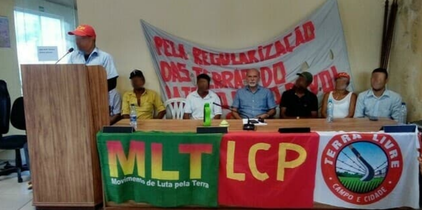 Brasilien Alagoas Bauern fordern in einer kämpferischen Aktion die Legalisierung ihrer Ländereien 6