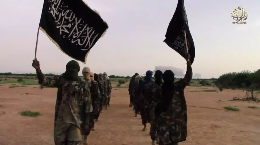 Mali Combatentes muçulmanos atacam base militar 1