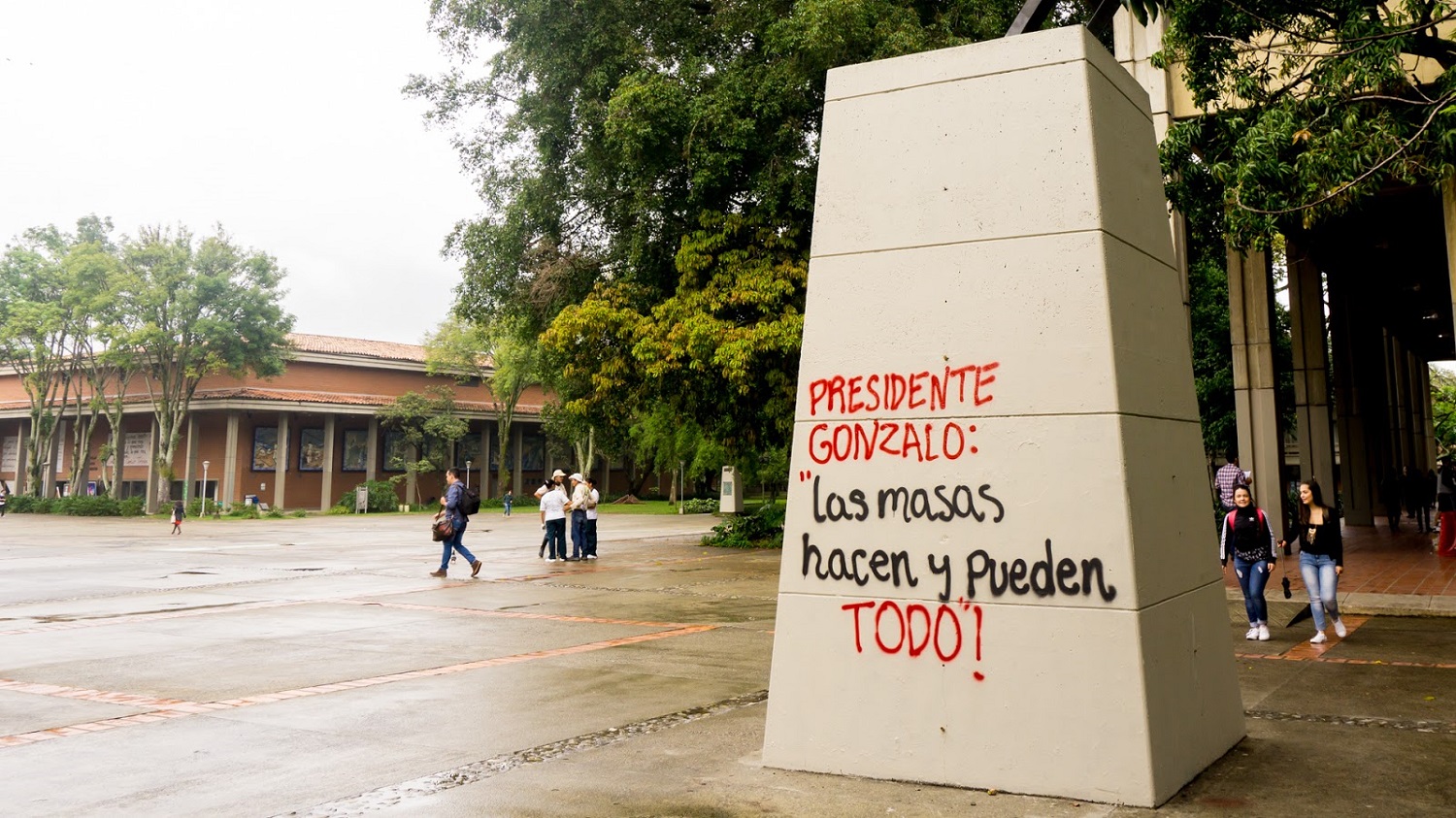 Defend Gonzalo Colombia3